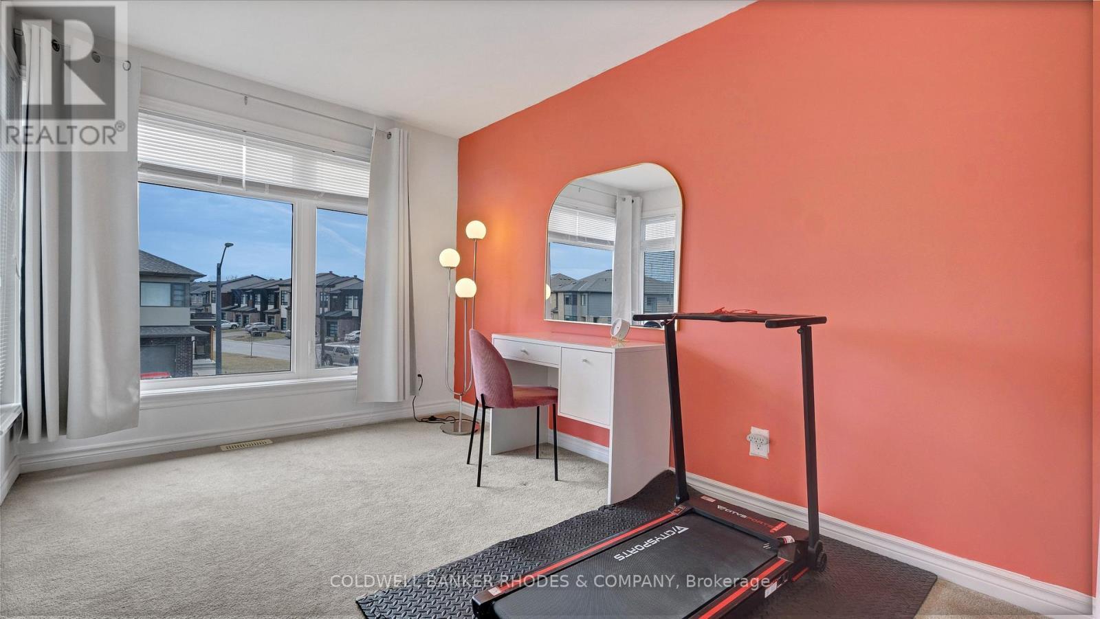 862 Chipping Circle, Ottawa, ON - Indoor Photo Showing Other Room