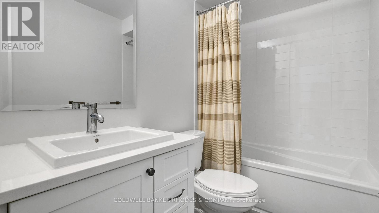 862 Chipping Circle, Ottawa, ON - Indoor Photo Showing Bathroom