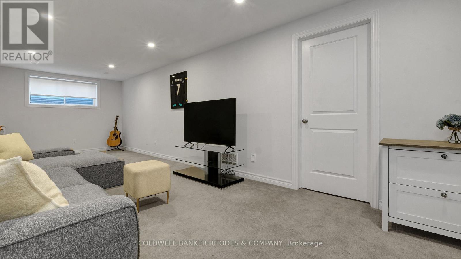 862 Chipping Circle, Ottawa, ON - Indoor