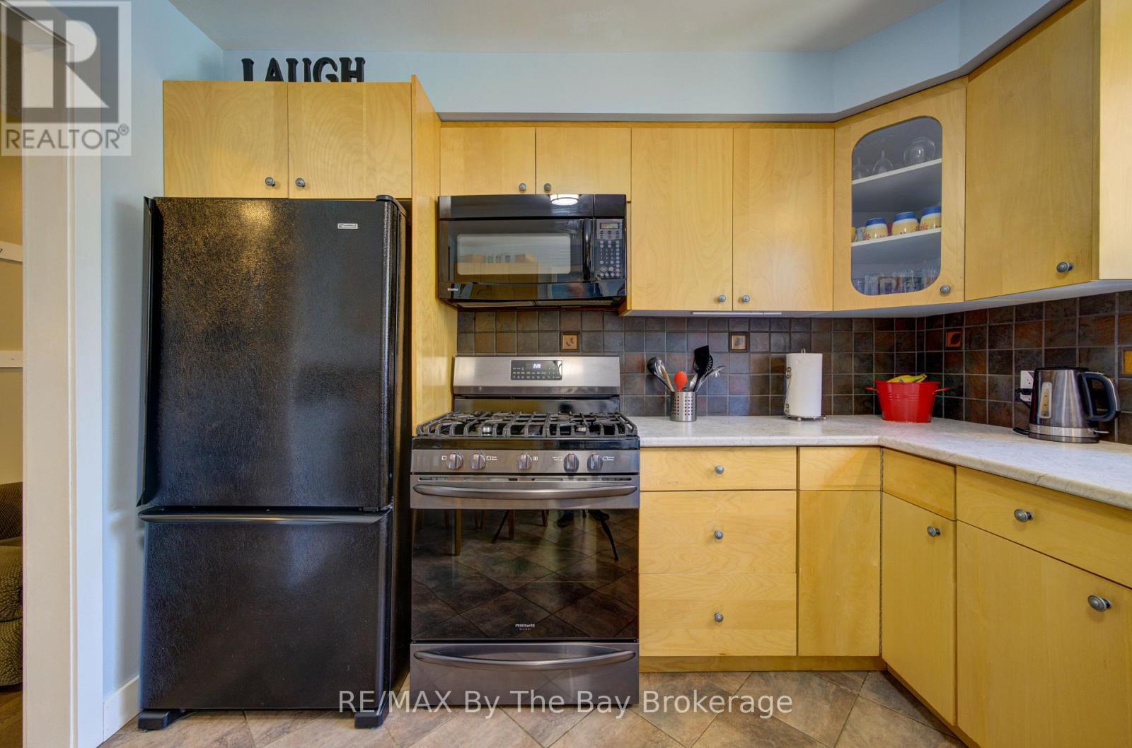 9 Frederick Drive, Wasaga Beach, ON