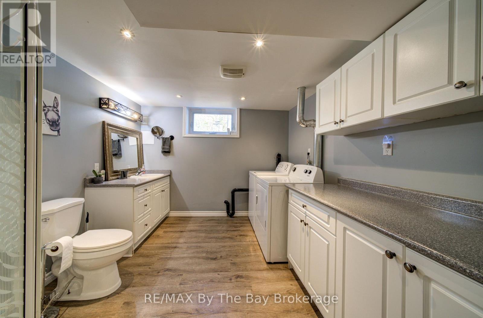 9 Frederick Drive, Wasaga Beach, ON