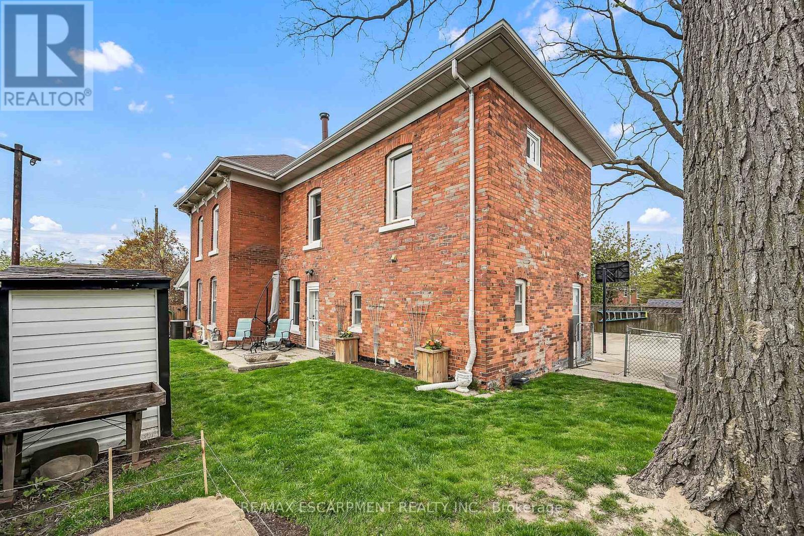 141 Mount Albion Road, Hamilton, ON - Outdoor With Exterior