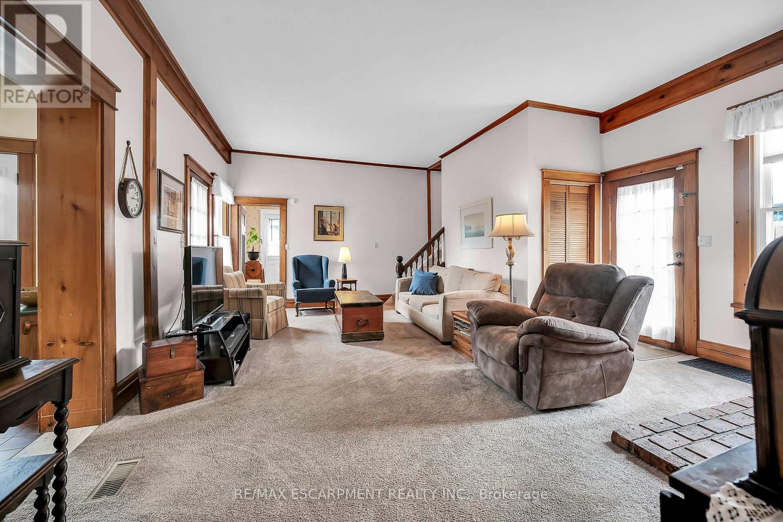 141 Mount Albion Road, Hamilton, ON - Indoor