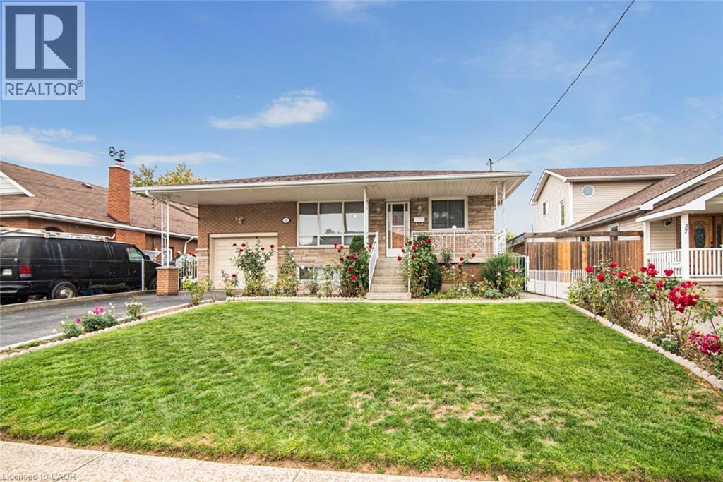 31 Adair Avenue, Hamilton, ON - Outdoor