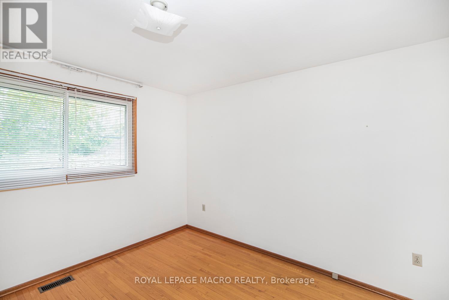 31 Adair Avenue N, Hamilton, ON - Indoor Photo Showing Other Room