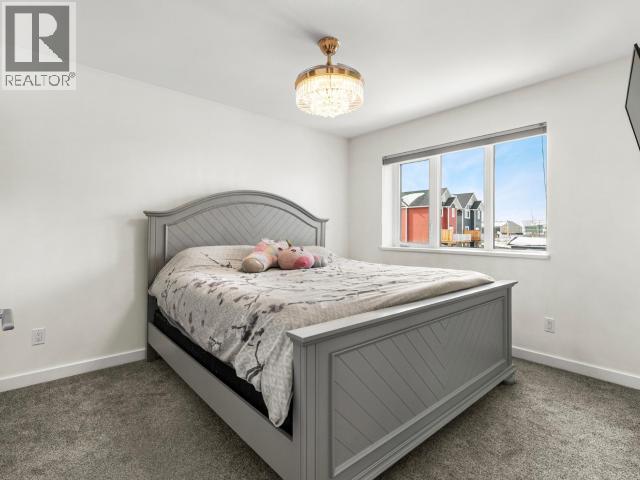 31-85 Aksala Drive, Whitehorse, YT - Indoor Photo Showing Bedroom