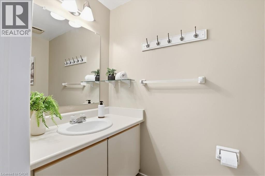 Bathroom with vanity - 56 Rushbrook Drive, Kitchener, ON - Indoor Photo Showing Bathroom