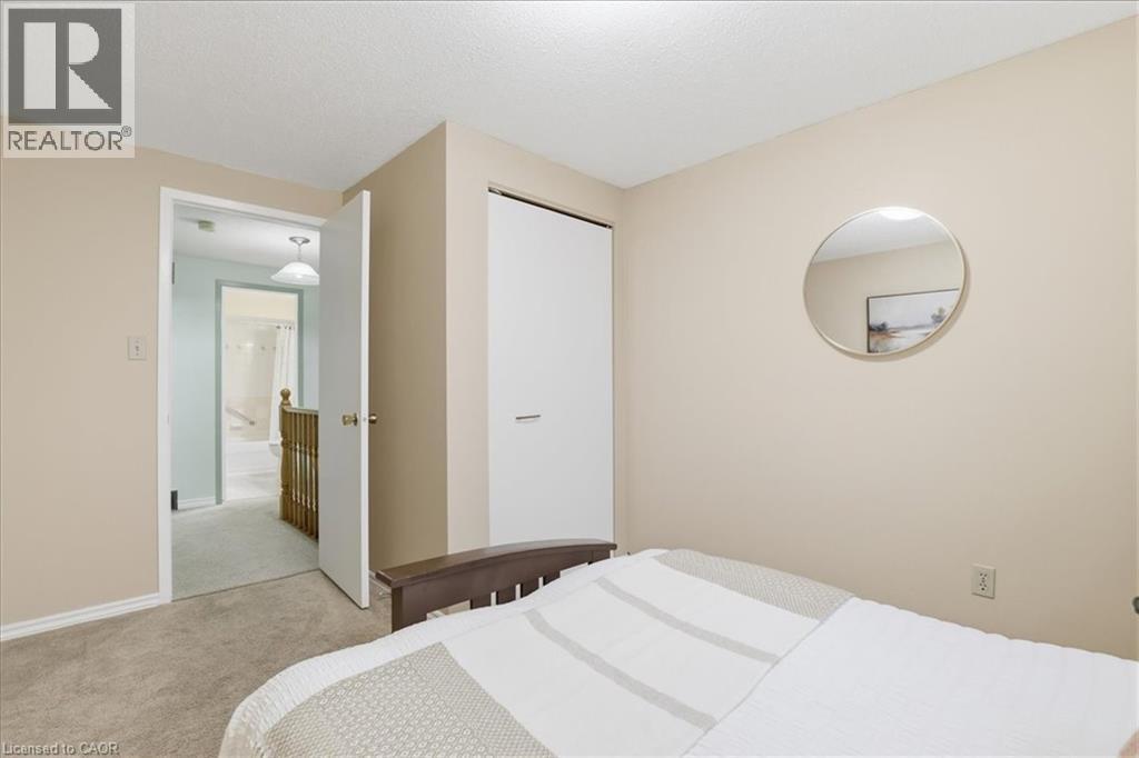 Bedroom 2 - 56 Rushbrook Drive, Kitchener, ON - Indoor Photo Showing Bedroom