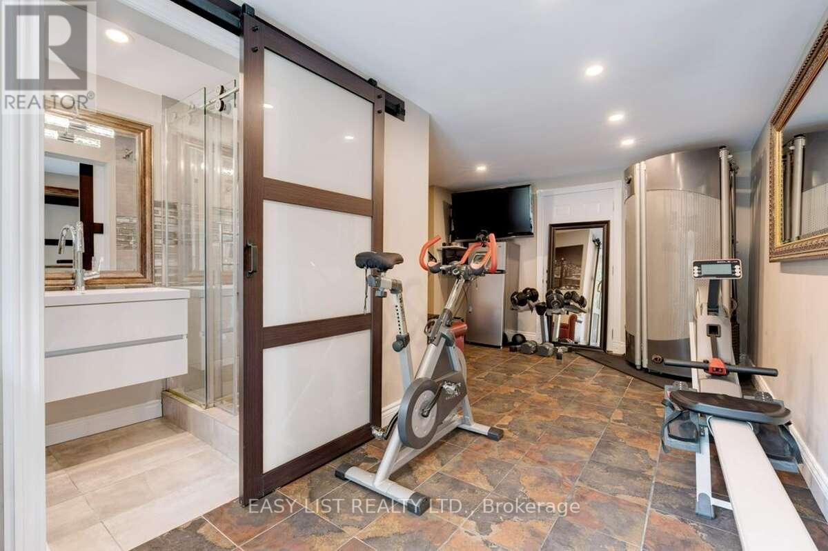 193 Pine Cove Road, Burlington, ON - Indoor Photo Showing Gym Room