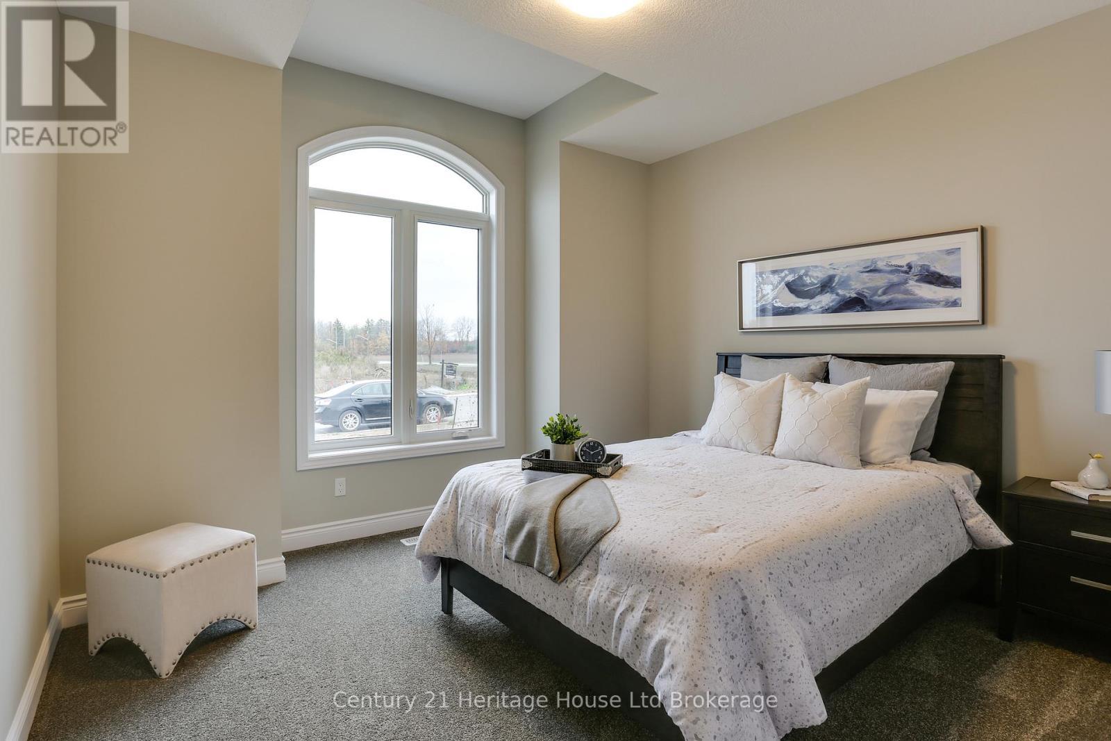 114 Beech Boulevard, Tillsonburg, ON - Indoor Photo Showing Bedroom