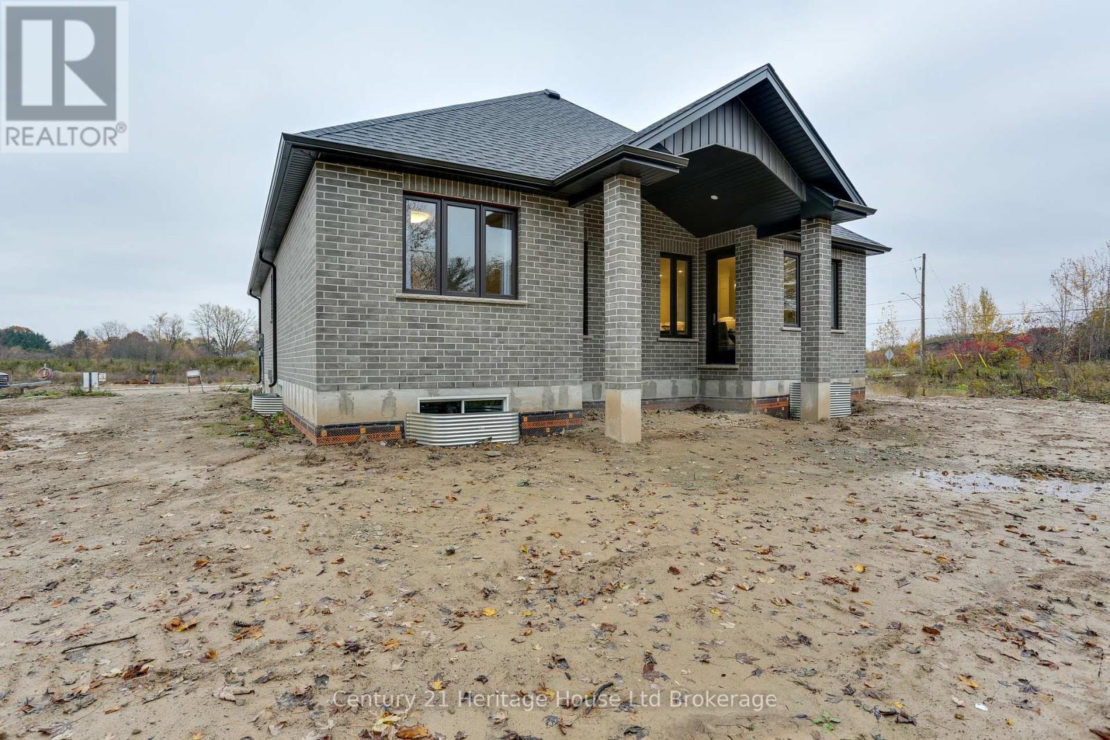 114 Beech Boulevard, Tillsonburg, ON - Outdoor