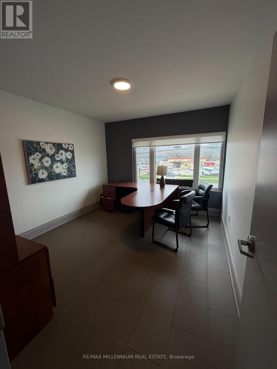 418 Plains Road E, Burlington, ON