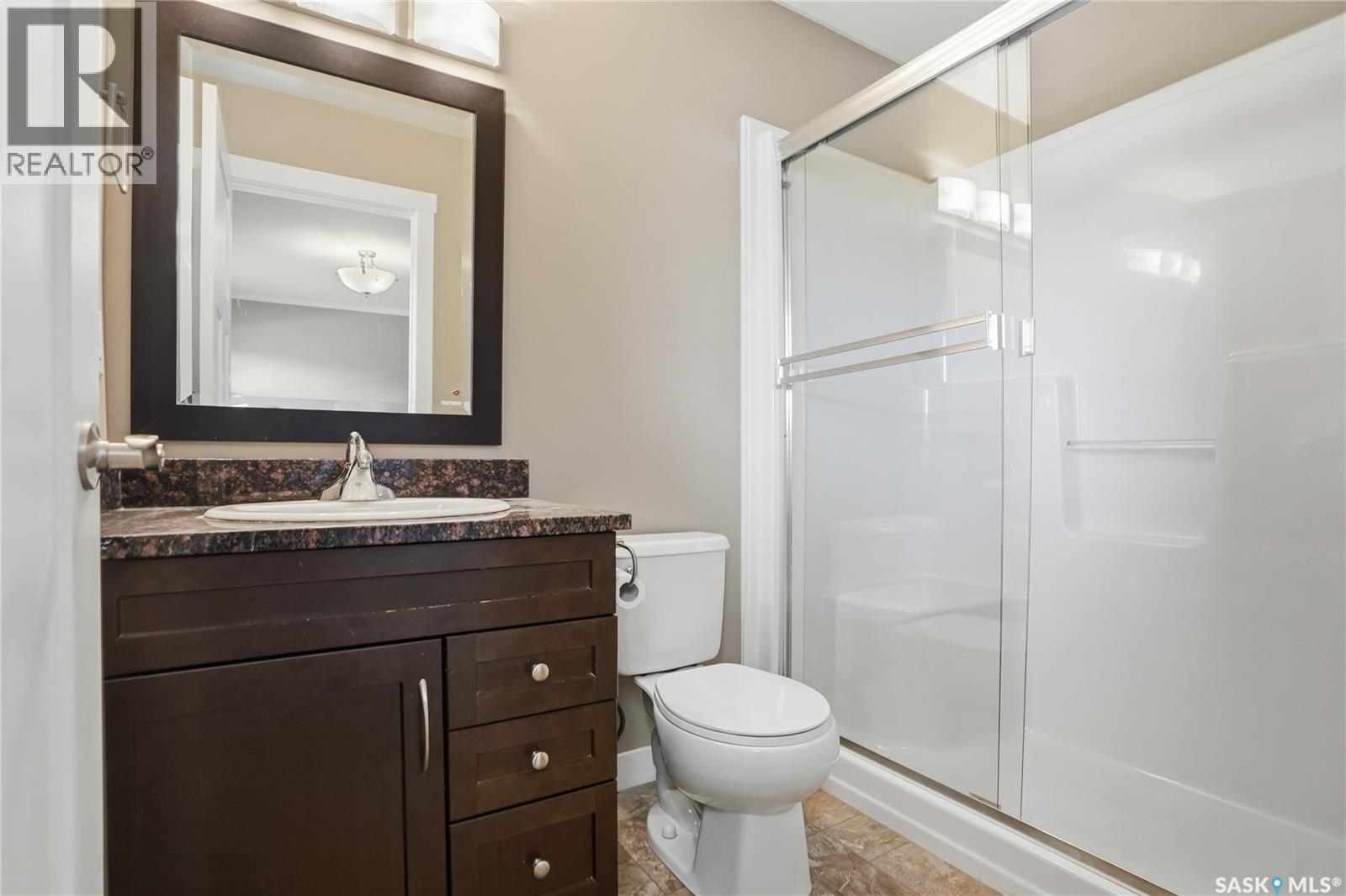 167 115 Shepherd Crescent, Saskatoon, SK - Indoor Photo Showing Bathroom