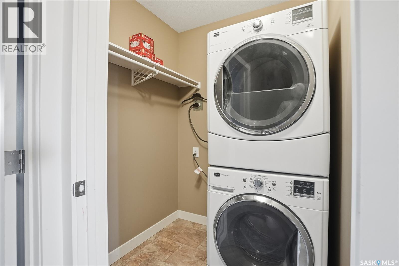 167 115 Shepherd Crescent, Saskatoon, SK - Indoor Photo Showing Laundry Room