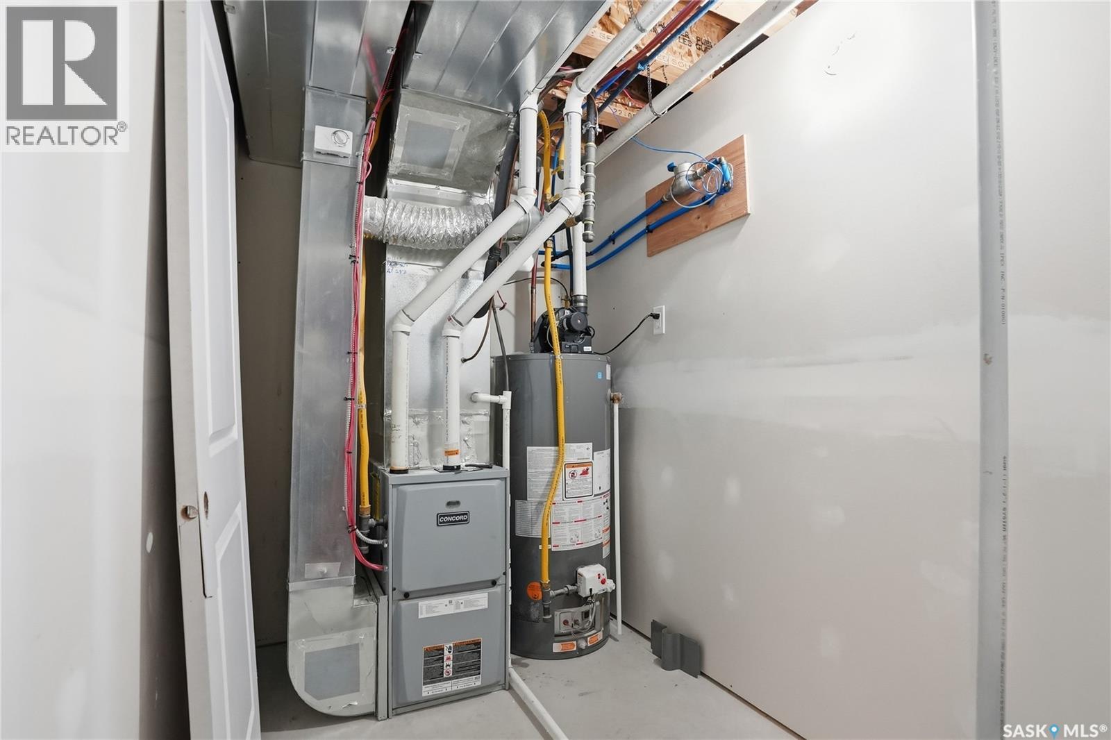 167 115 Shepherd Crescent, Saskatoon, SK - Indoor Photo Showing Basement