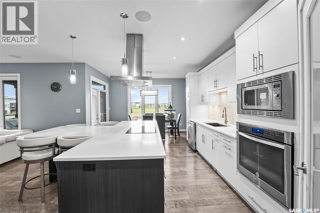 4357 Albulet Drive, Regina, SK - Indoor Photo Showing Kitchen With Upgraded Kitchen