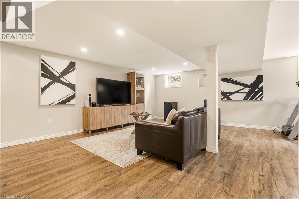 49 Stirling Street, Caledonia, ON - Indoor