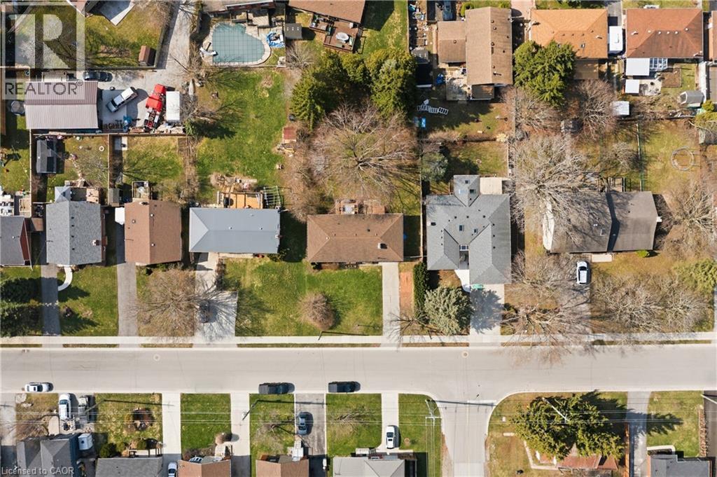 49 Stirling Street, Caledonia, ON -