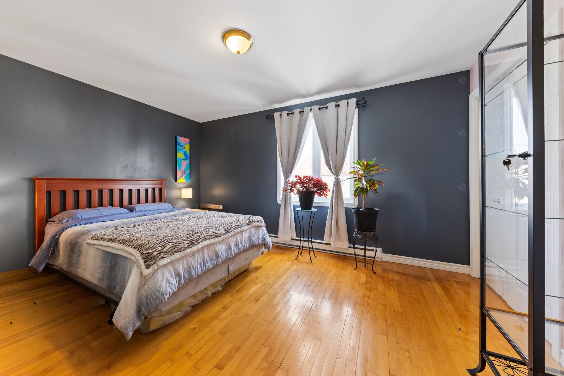 Bedroom - 25 Rue Marguerite, Saint-Jean-Sur-Richelieu, QC - Indoor Photo Showing Bedroom
