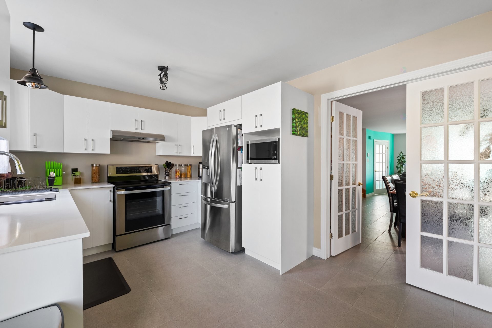 Kitchen - 25 Rue Marguerite, Saint-Jean-Sur-Richelieu, QC - Indoor Photo Showing Kitchen