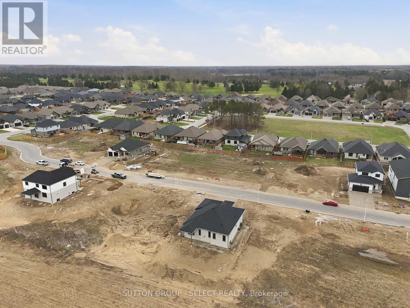 45 Hardy Drive, Strathroy-Caradoc (Se), ON - Outdoor With View