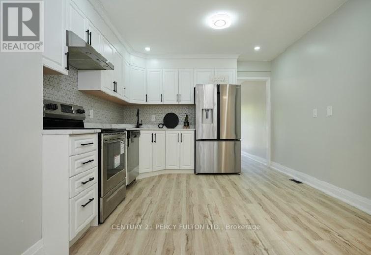 195 Sherman Avenue N, Hamilton, ON - Indoor Photo Showing Kitchen