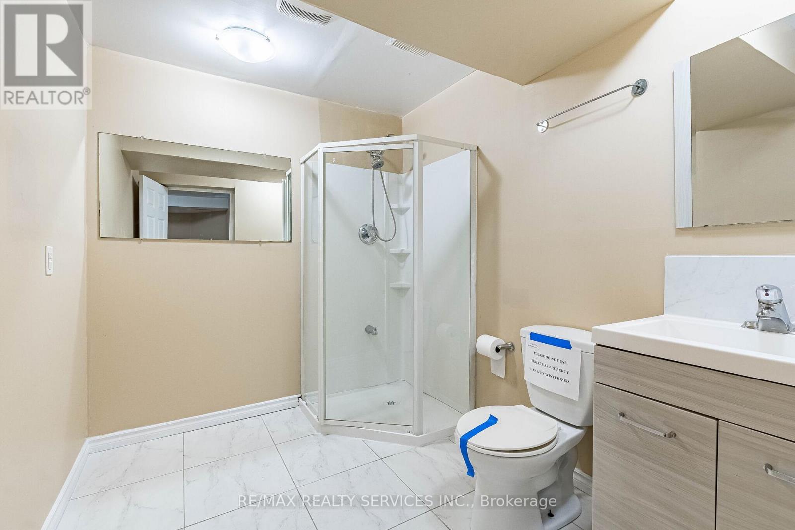3475 Bala Drive, Mississauga, ON - Indoor Photo Showing Bathroom