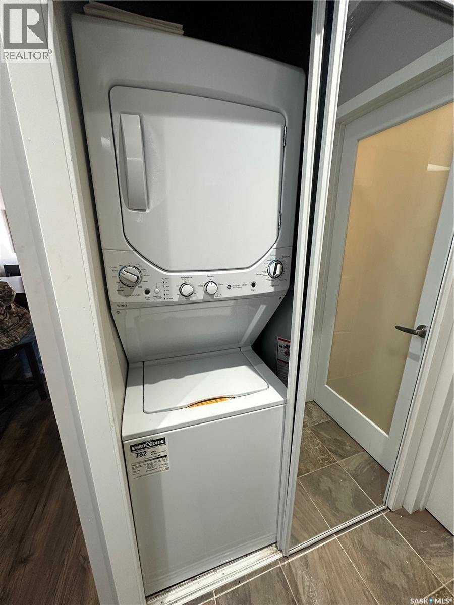 32 1250 Aaro Avenue, Elbow, SK - Indoor Photo Showing Laundry Room