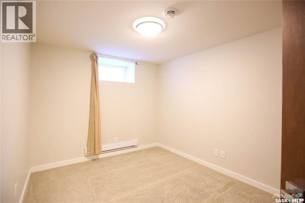 435 Pichler Crescent, Saskatoon, SK - Indoor Photo Showing Other Room