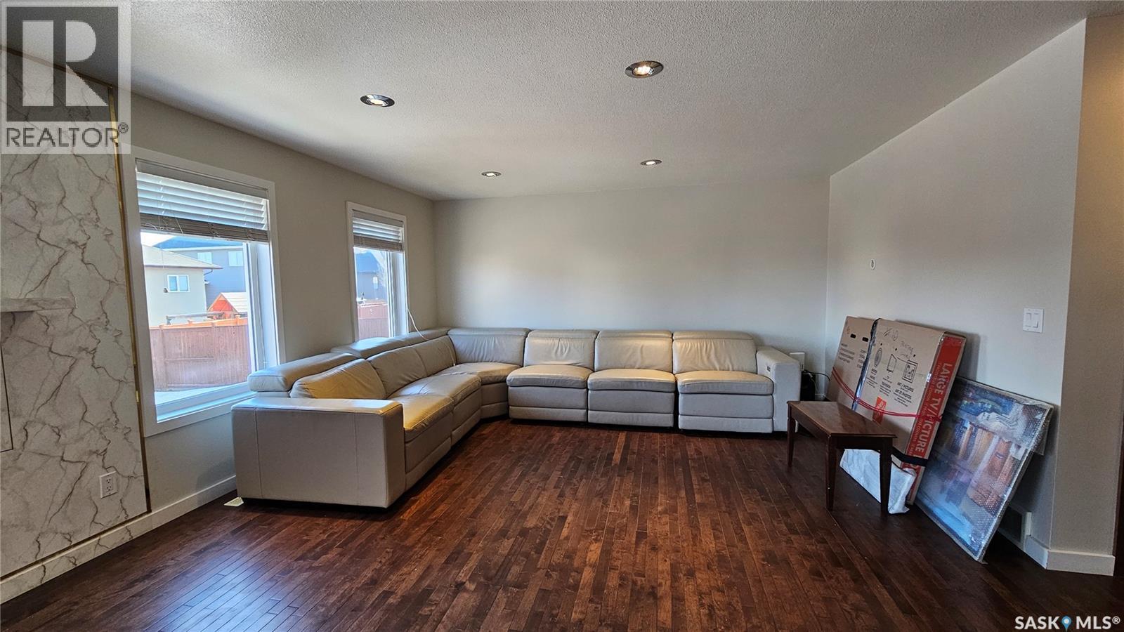 435 Pichler Crescent, Saskatoon, SK - Indoor