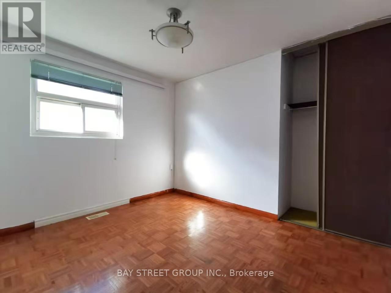 Upper - 97 Micmac Crescent, Toronto, ON - Indoor Photo Showing Other Room