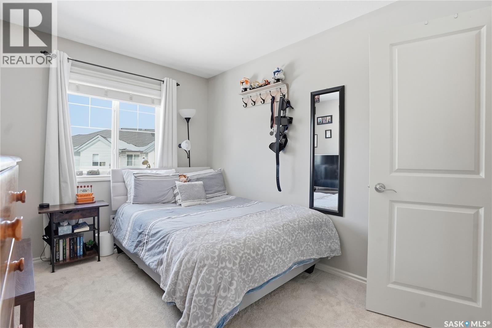 402 615 Lynd Crescent, Saskatoon, SK - Indoor Photo Showing Bedroom