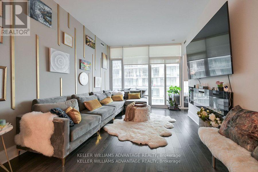 616 - 29 Queens Quay E, Toronto, ON