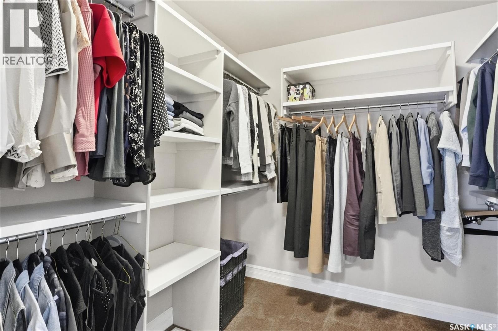 302 Brookhurst Terrace, Saskatoon, SK - Indoor With Storage