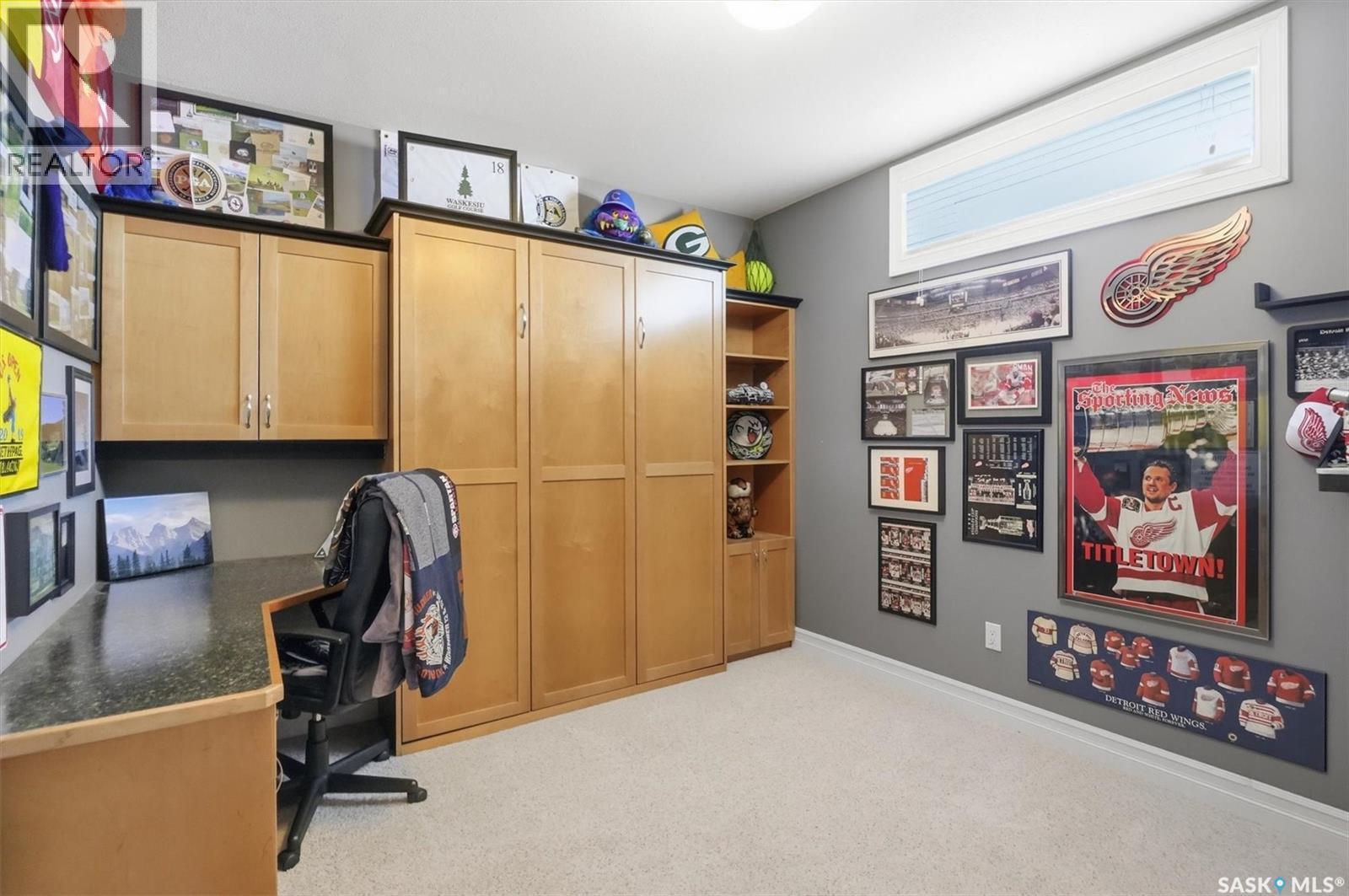 302 Brookhurst Terrace, Saskatoon, SK - Indoor Photo Showing Office