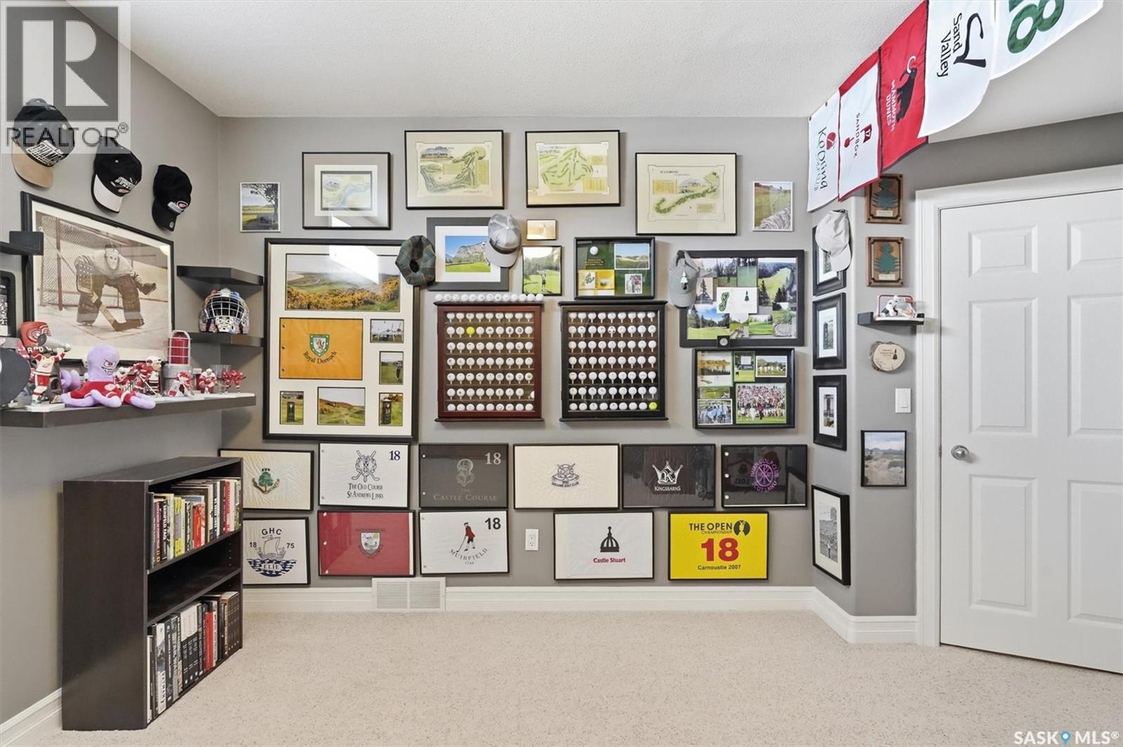 302 Brookhurst Terrace, Saskatoon, SK - Indoor Photo Showing Other Room