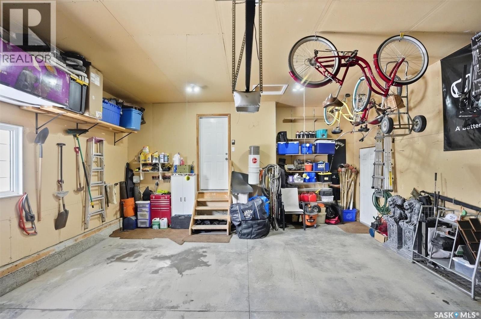 302 Brookhurst Terrace, Saskatoon, SK - Indoor Photo Showing Other Room