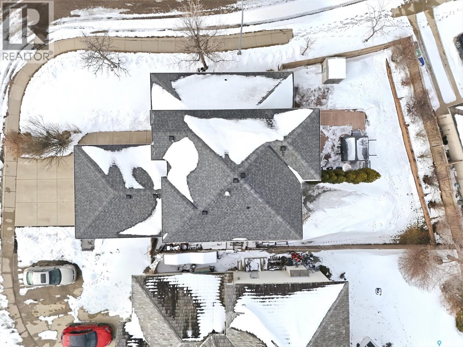 302 Brookhurst Terrace, Saskatoon, SK - Outdoor