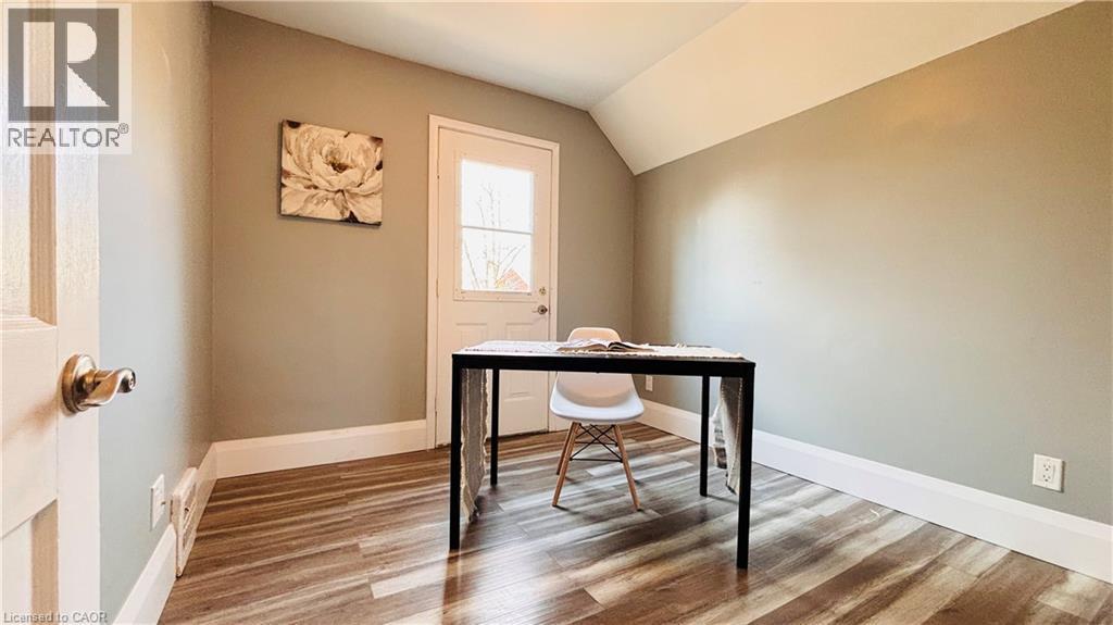 138 Glasgow Street, Kitchener, ON - Indoor