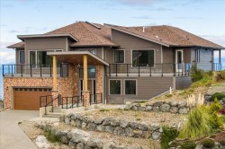 5055 Banning Crt Nanaimo, BC V9V 0A2