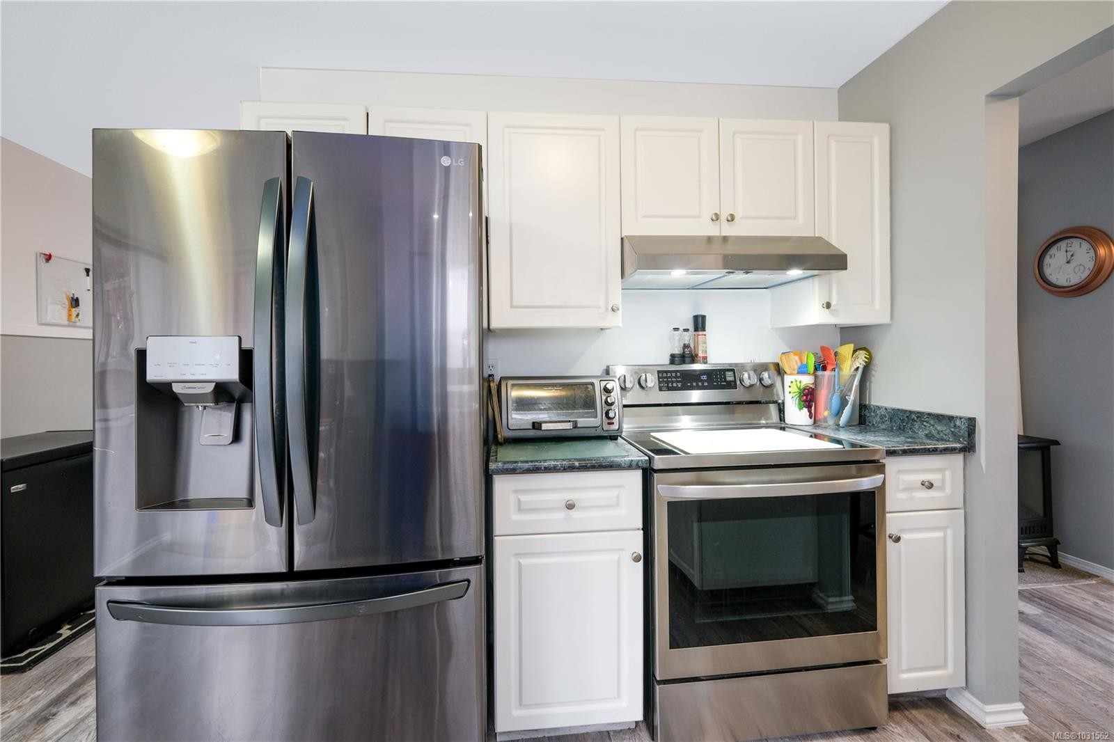 825 Pinecrest Rd, Campbell River, BC