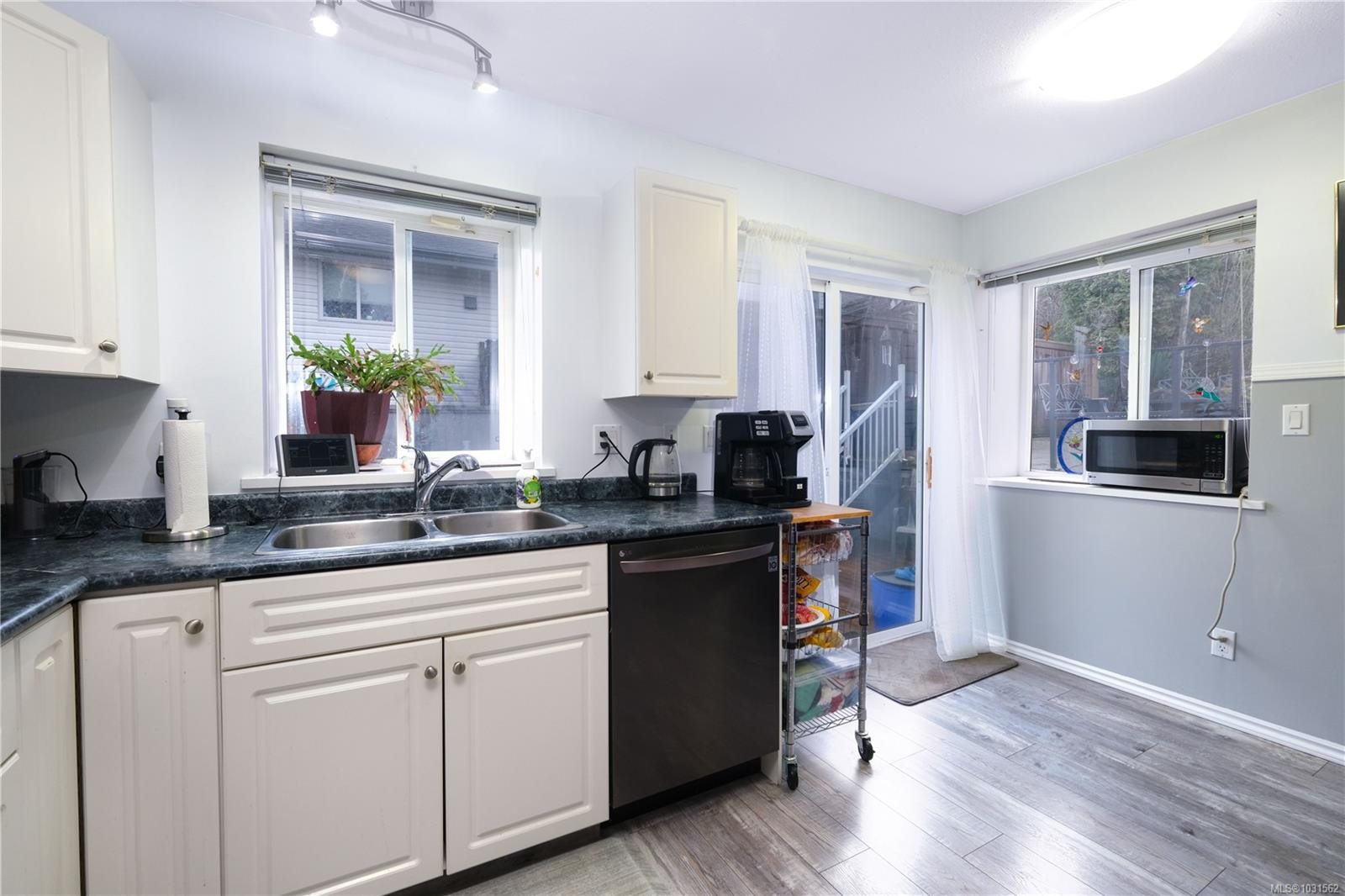 825 Pinecrest Rd, Campbell River, BC