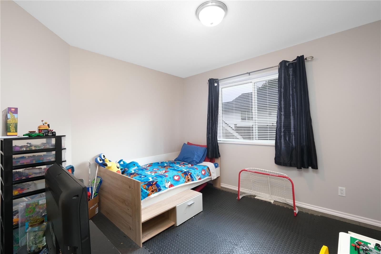 825 Pinecrest Rd, Campbell River, BC