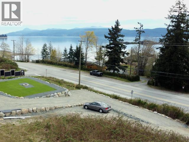 8122 Highway 101, Powell River, BC