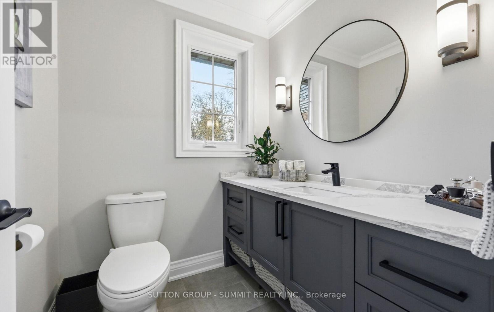 1095 Geran Crescent, Mississauga, ON - Indoor Photo Showing Bathroom
