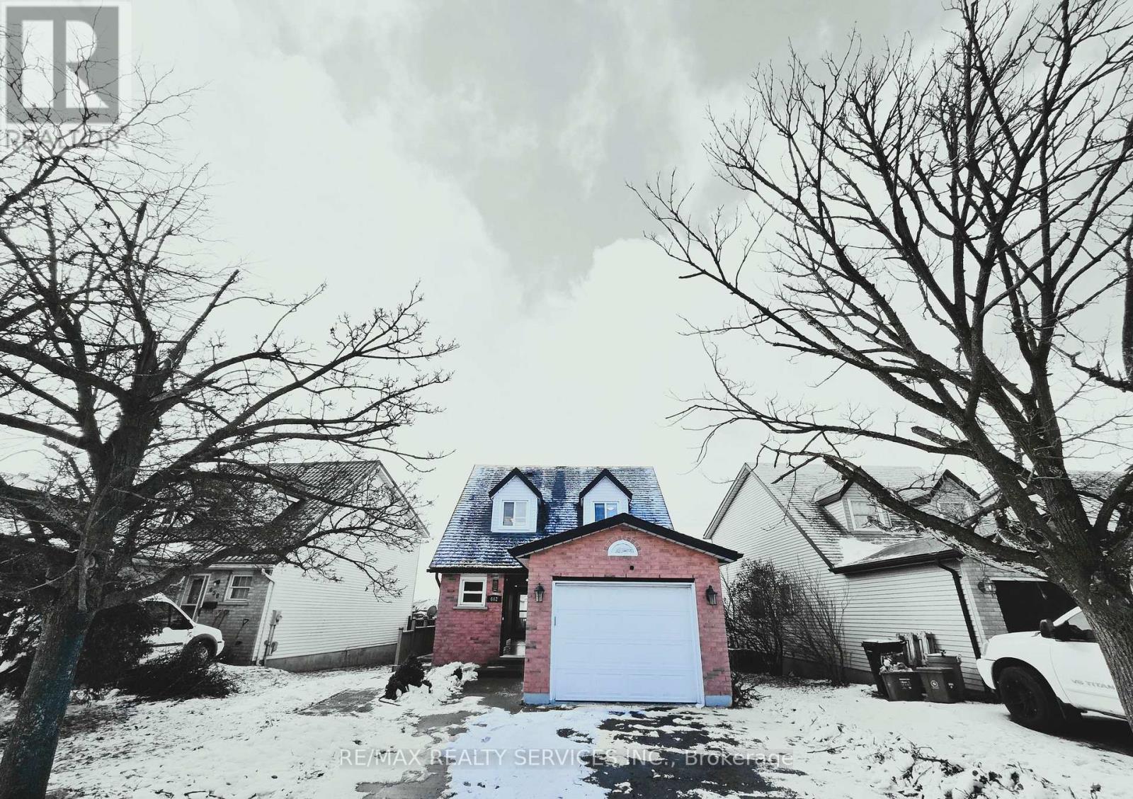 662 Elgin Street N, Cambridge, ON - Outdoor