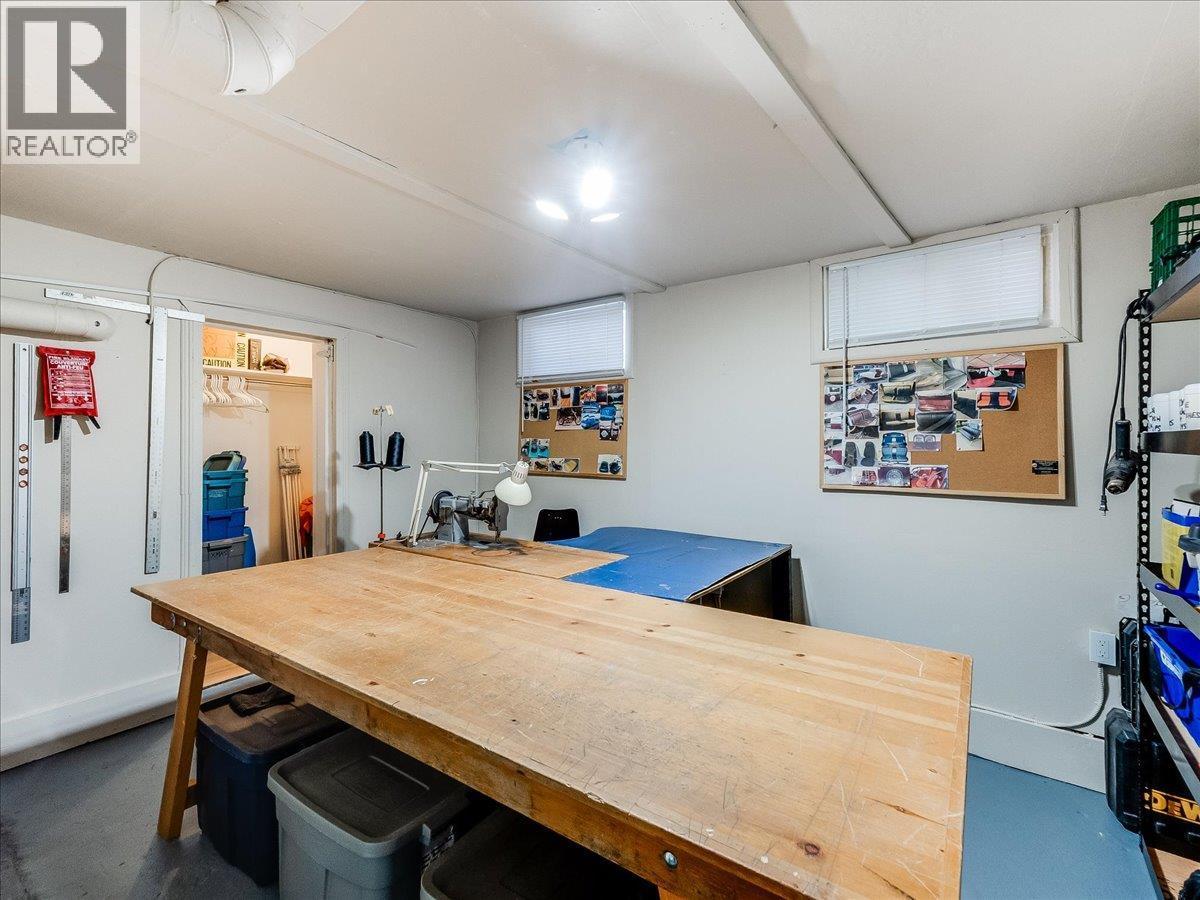 1911 Second Avenue, Trail, BC - Indoor