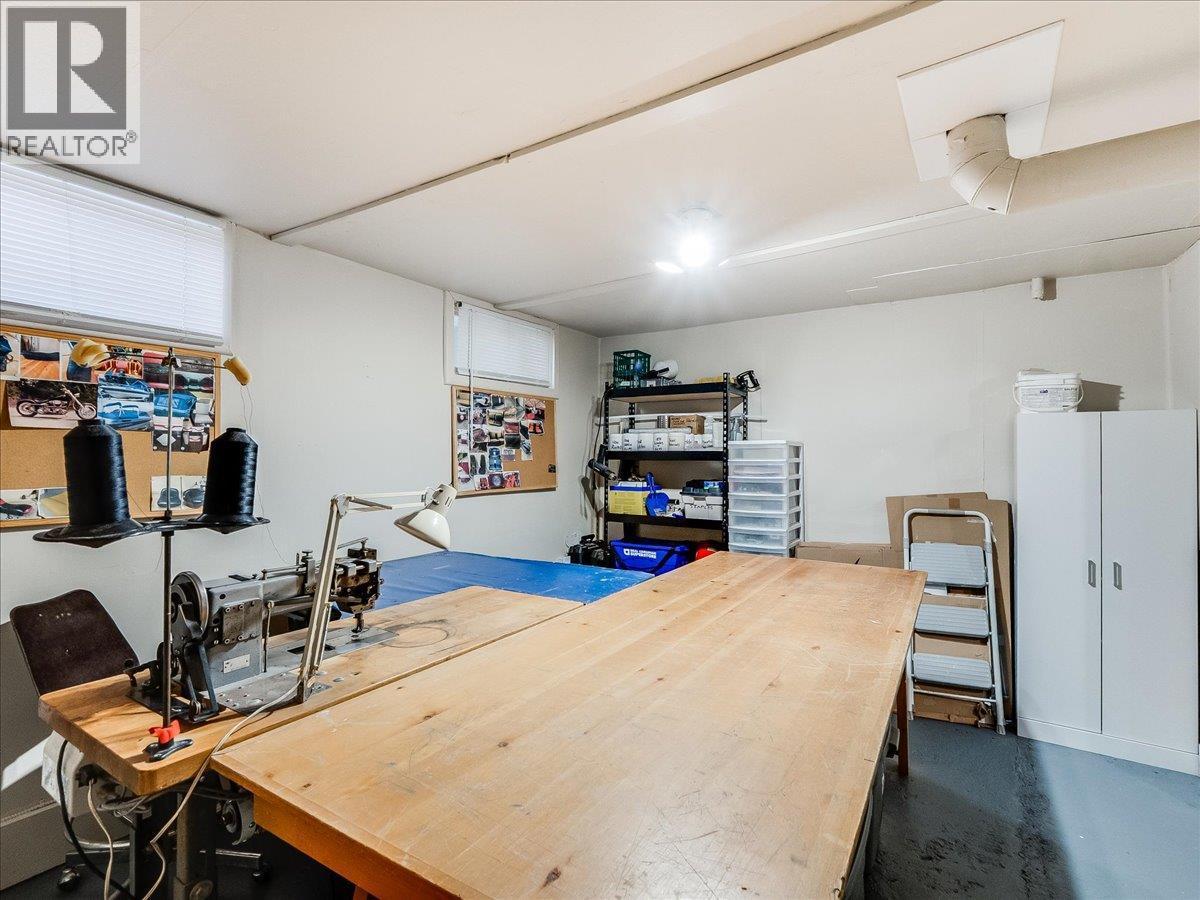 1911 Second Avenue, Trail, BC - Indoor