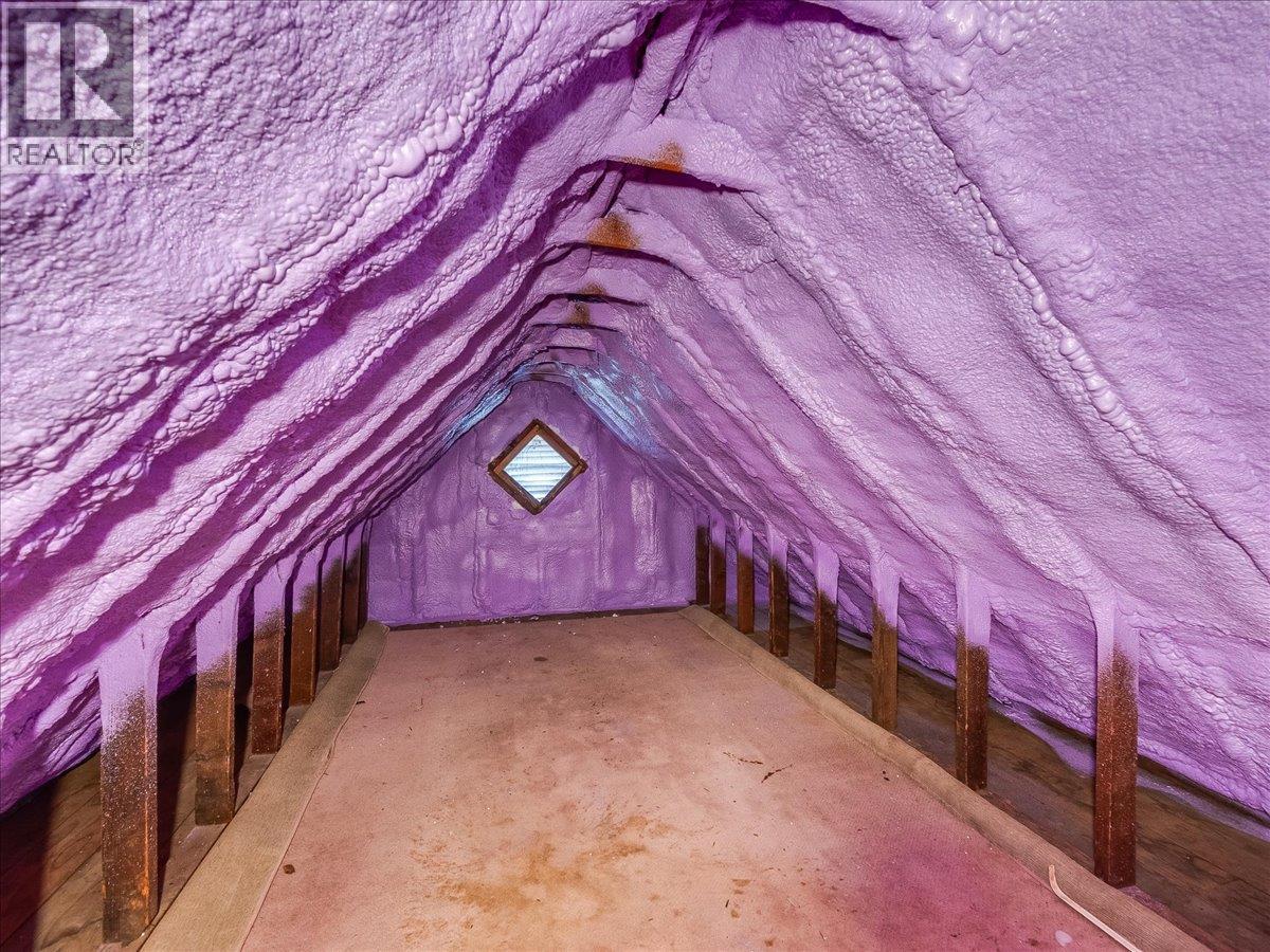 1911 Second Avenue, Trail, BC - Indoor