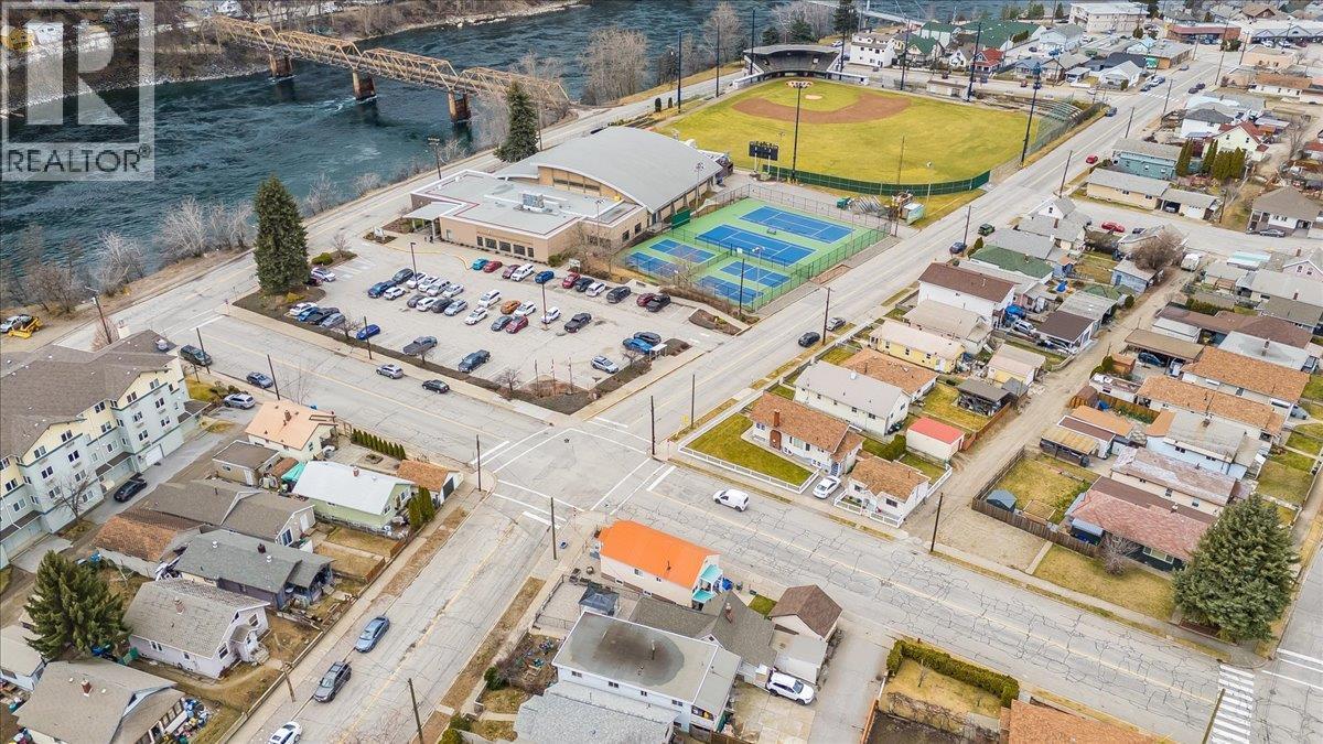 1911 Second Avenue, Trail, BC - Outdoor With View